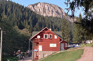 Lacul Roşu